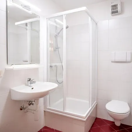Aparthotel Viola 2*